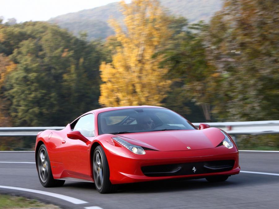  Ferrari 458 Italia 2009 года  (фото 131 из 162)
